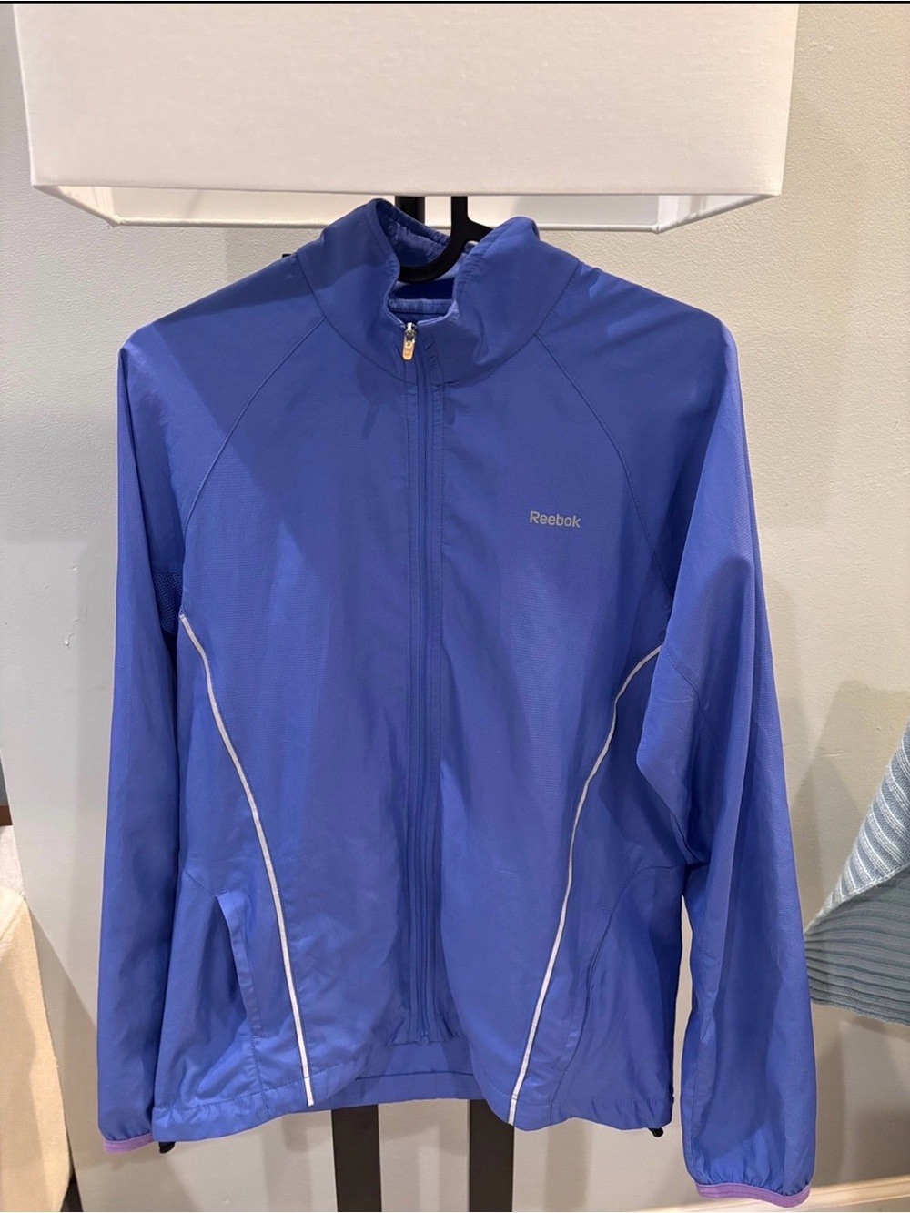 Reebok full zip windbreaker with Vented back and arm pits Size S